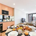 Bailey's Flat By Se * 브라가