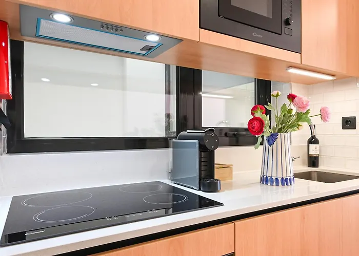 Bailey's Flat By Se * Braga