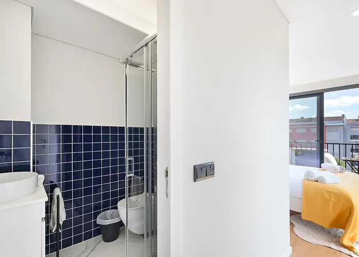 Bailey's Flat By Se *